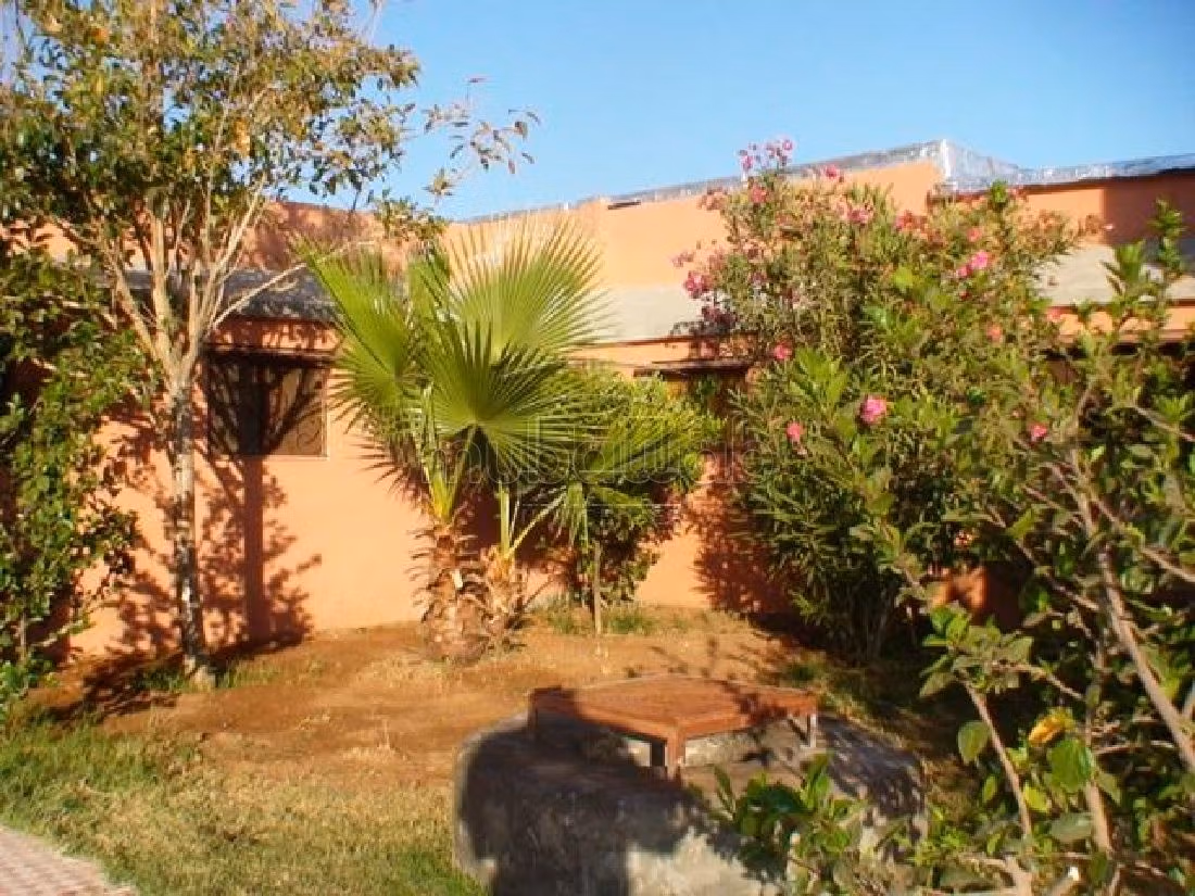 Proprietà in vendita a Route de Safi. 8 ampi locali. Garage privato