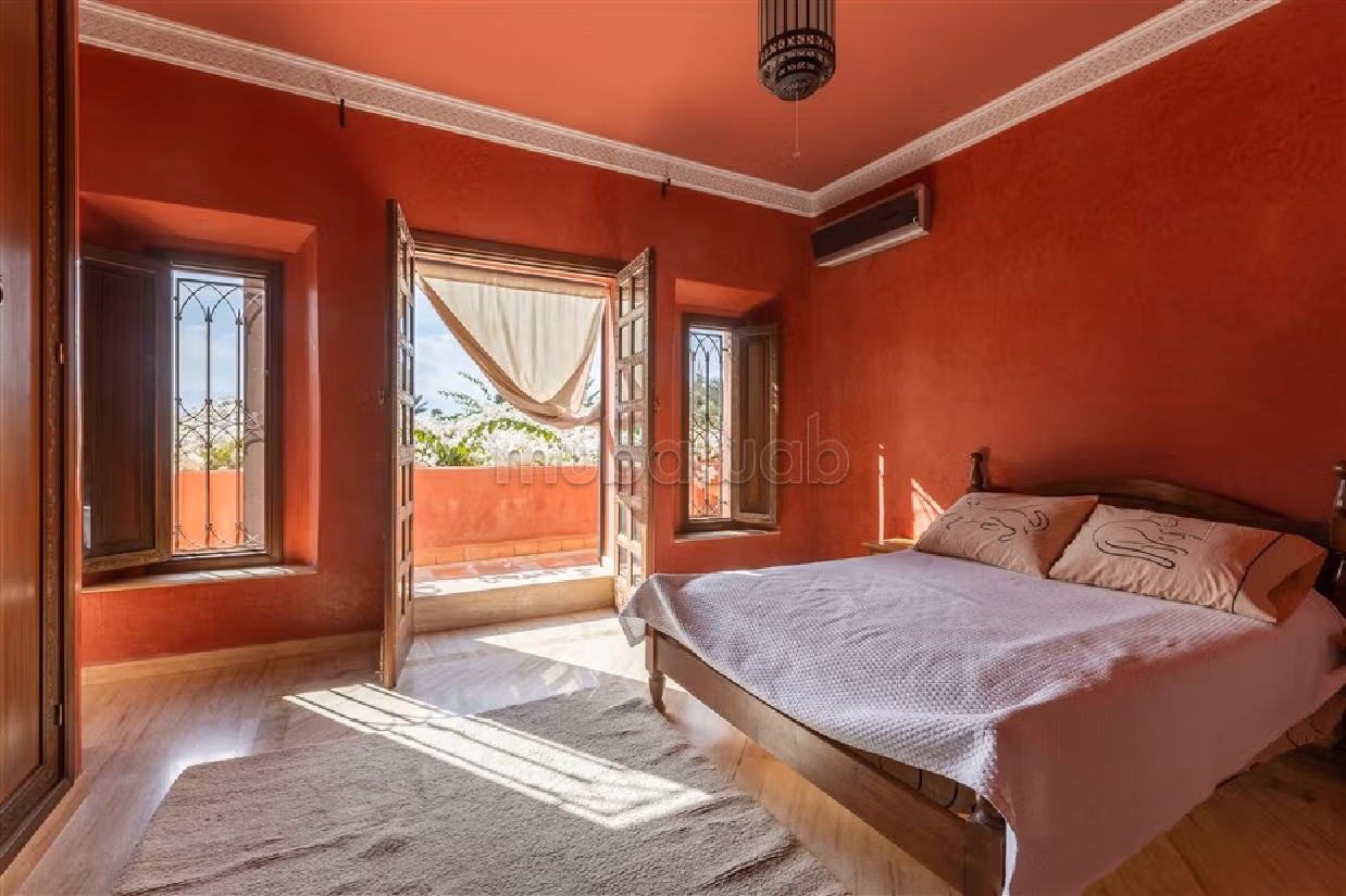 فيلا، شرفة، مسبح