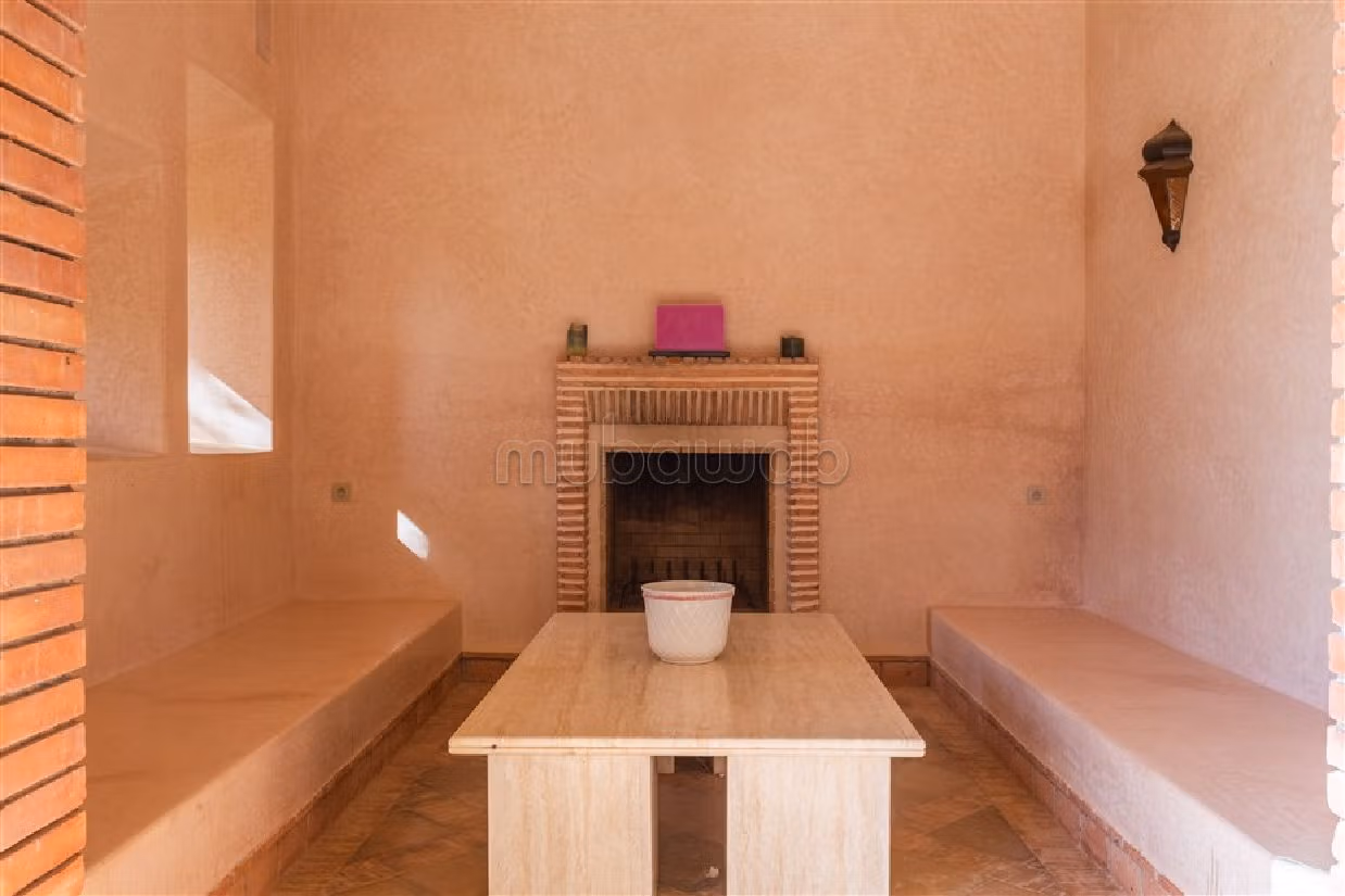 فيلا، شرفة، مسبح