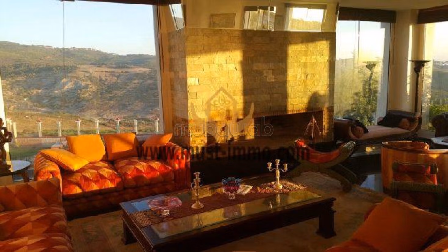 فيلا مساحتها 1800م²، مفروشة، شرفة، 10 غرف، الشرف مغوغة