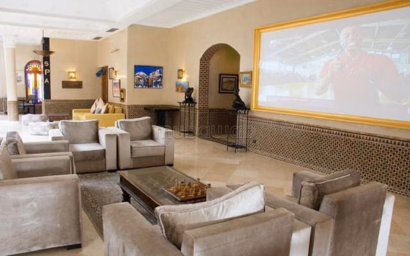 Hotel a vendre