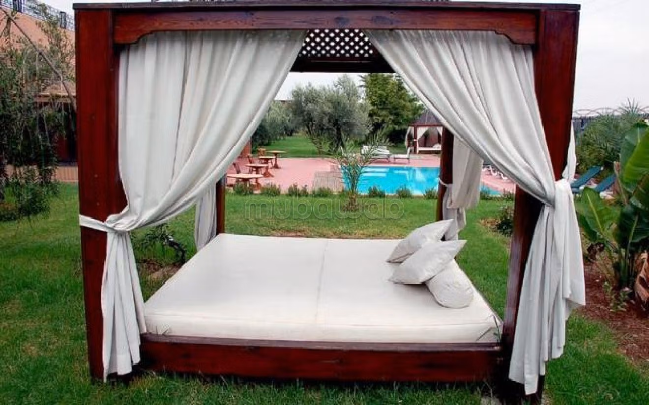 Hotel a vendre