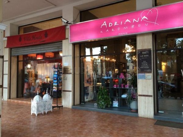 2 Locaux commerciaux a vendre en exclusivité