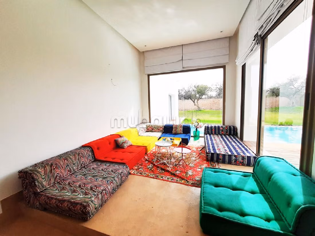 فيلا مساحتها 4000م²، شرفة، حديقة، 6 غرف، الصويرة