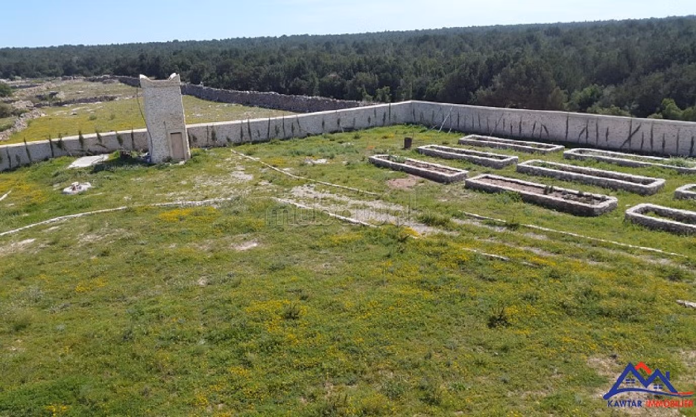 فيلا مساحتها 10000م²، مطبخ مجهز، شرفة، الصويرة