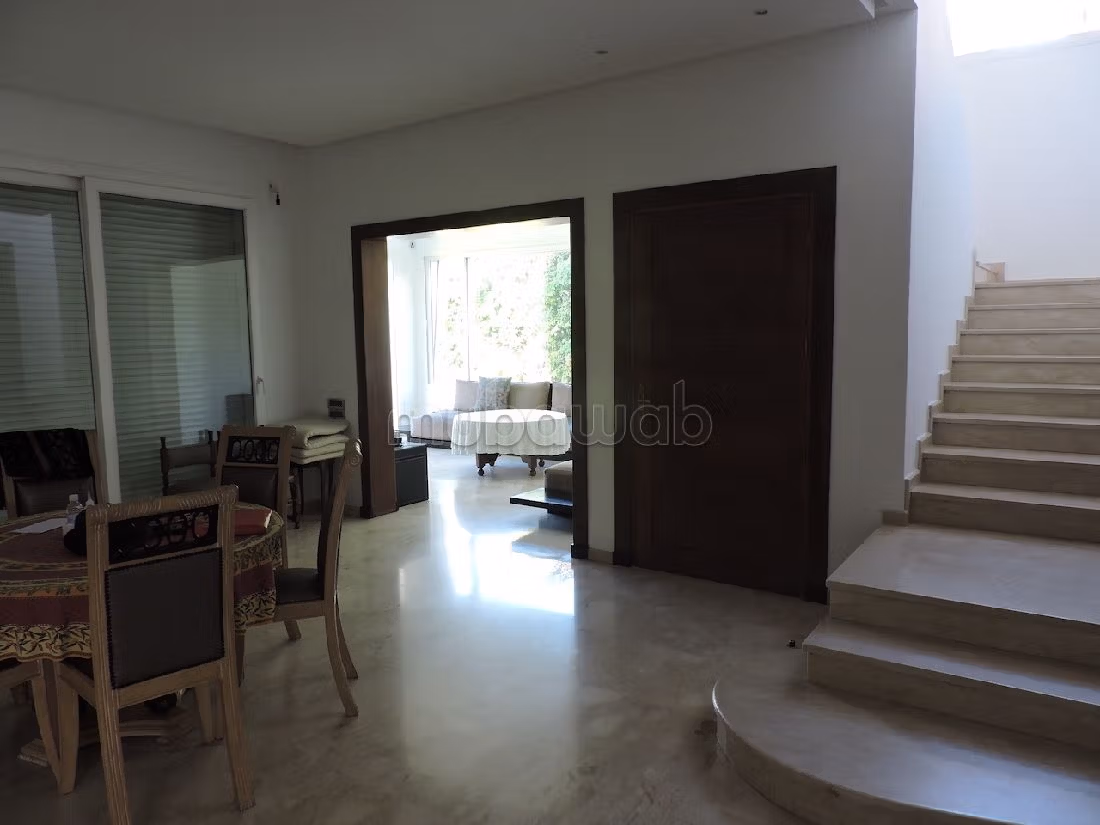 Av villa commerciale 1176 m2 ain diab casablanca