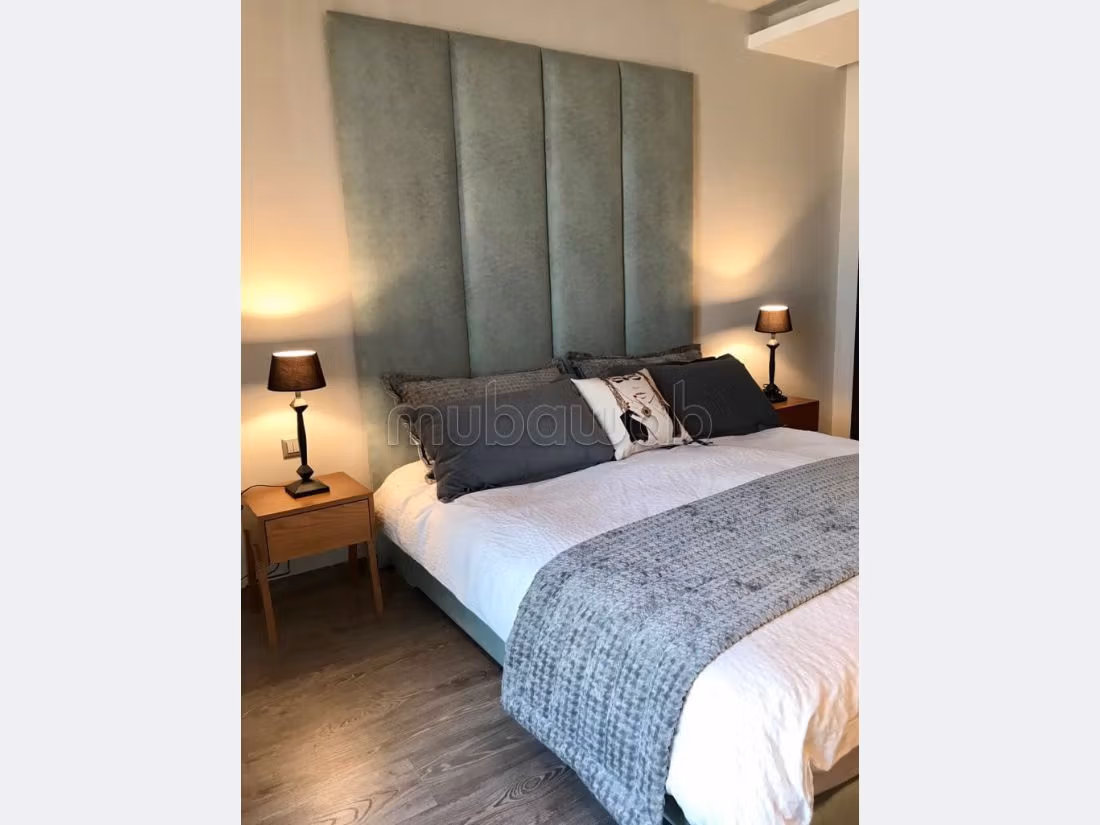 Nu te huur: appartementen in Ain Diab. Oppervlakte 240 m². Volledig gemeubileerd. 