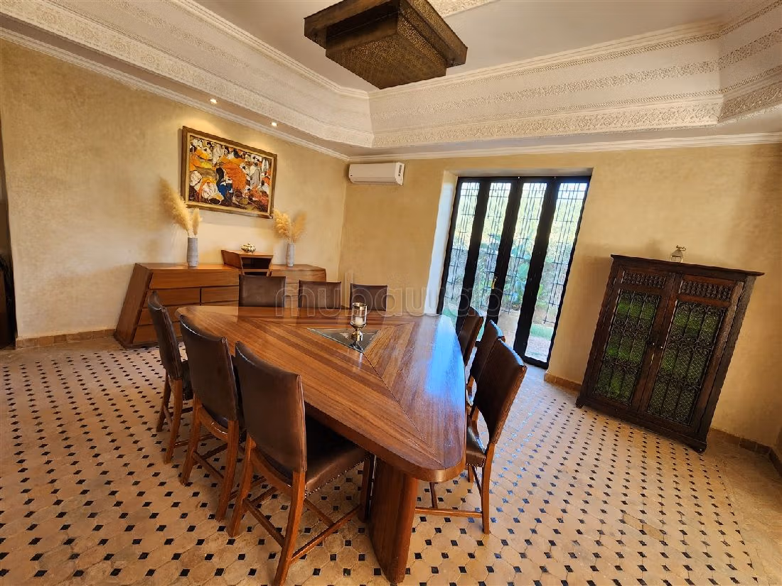 HAUT standing/ maison d'HOTES possible & PAS CHERE