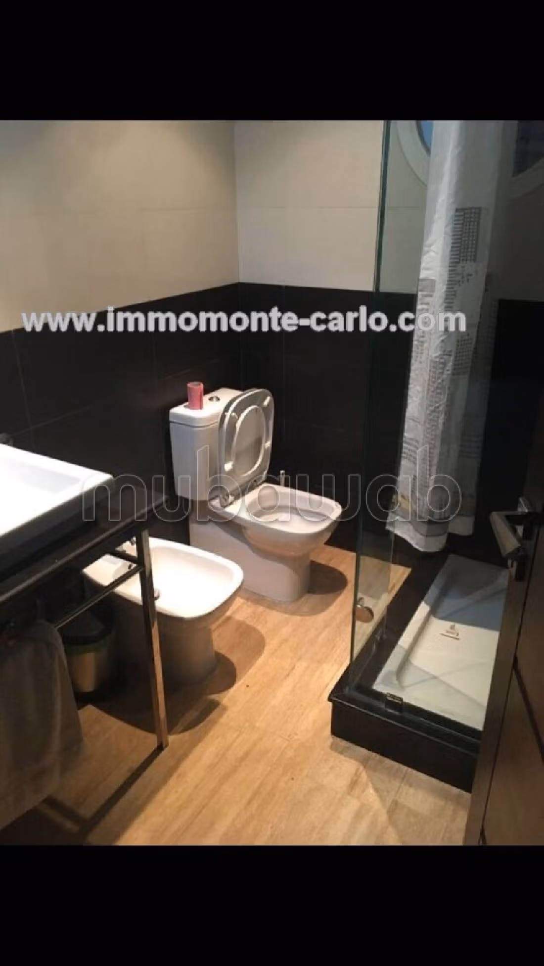 Huren: villa's en luxe woningen in Riyad. 4 Slaapkamers. Airconditioning en zwembad. 