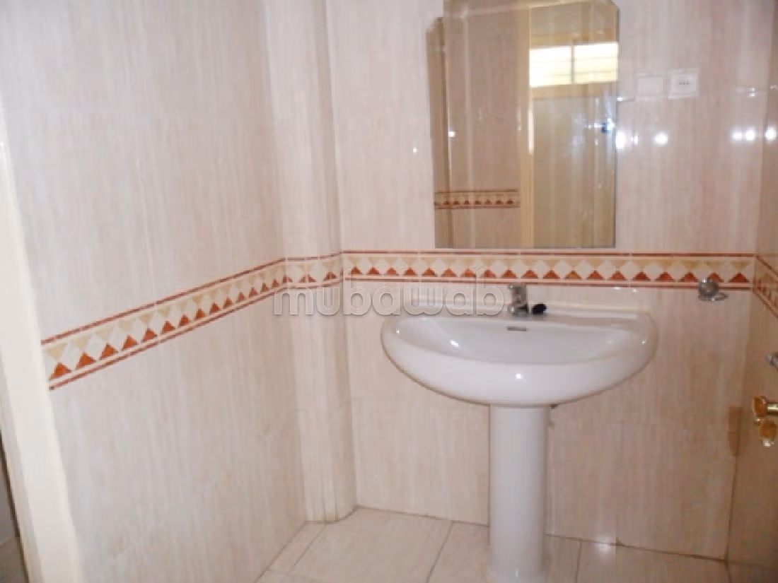 Luxury Villa for rent in Souissi. 5 Rooms. Fireplace and air conditioning. 