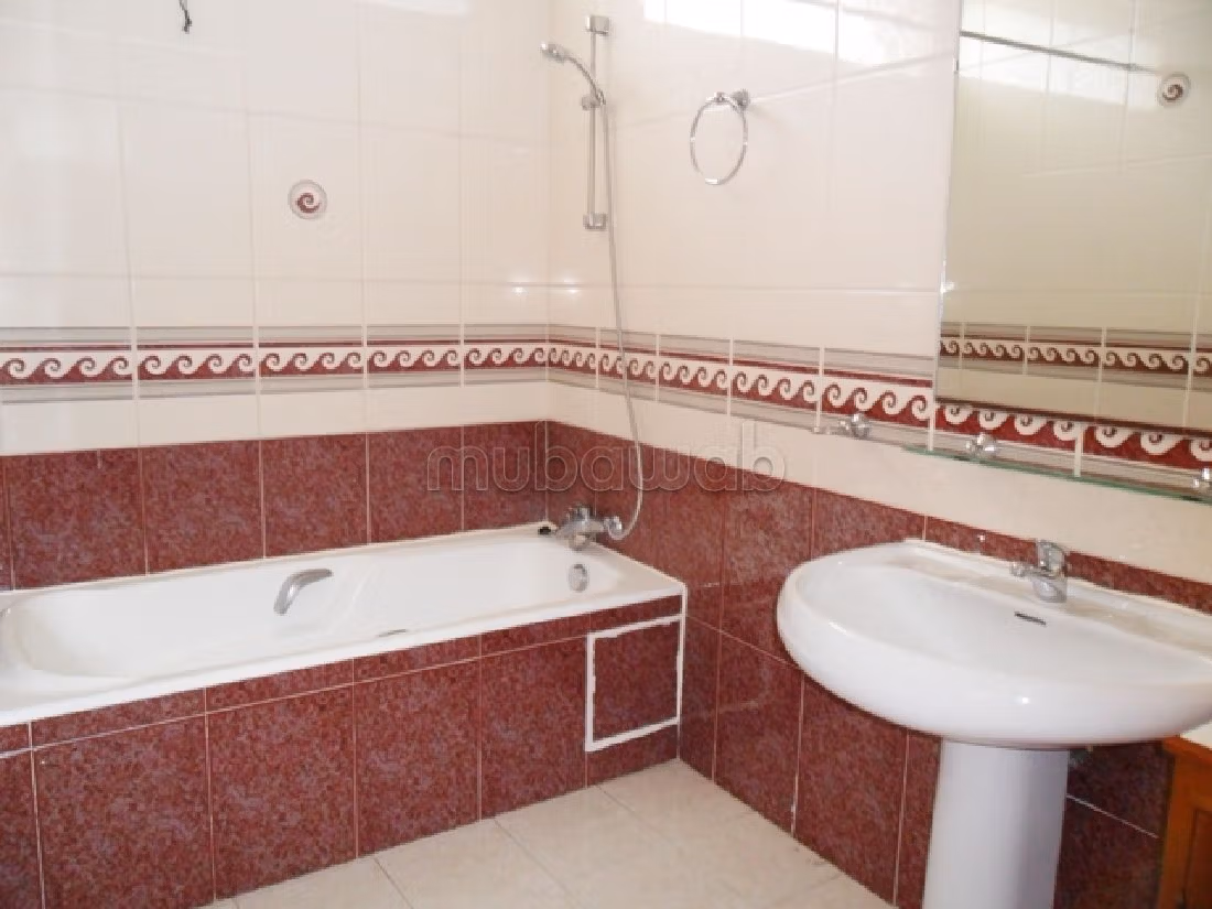 Luxury Villa for rent in Souissi. 5 Rooms. Fireplace and air conditioning. 