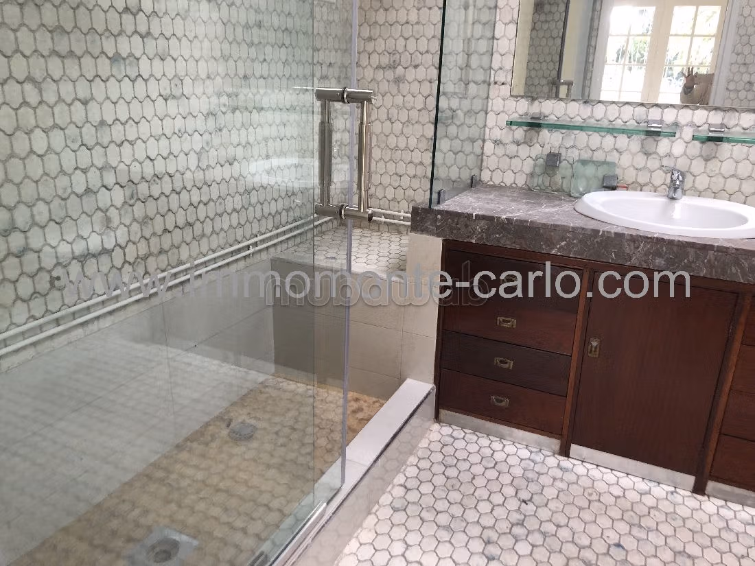 Villa à louer avec piscine à souissi