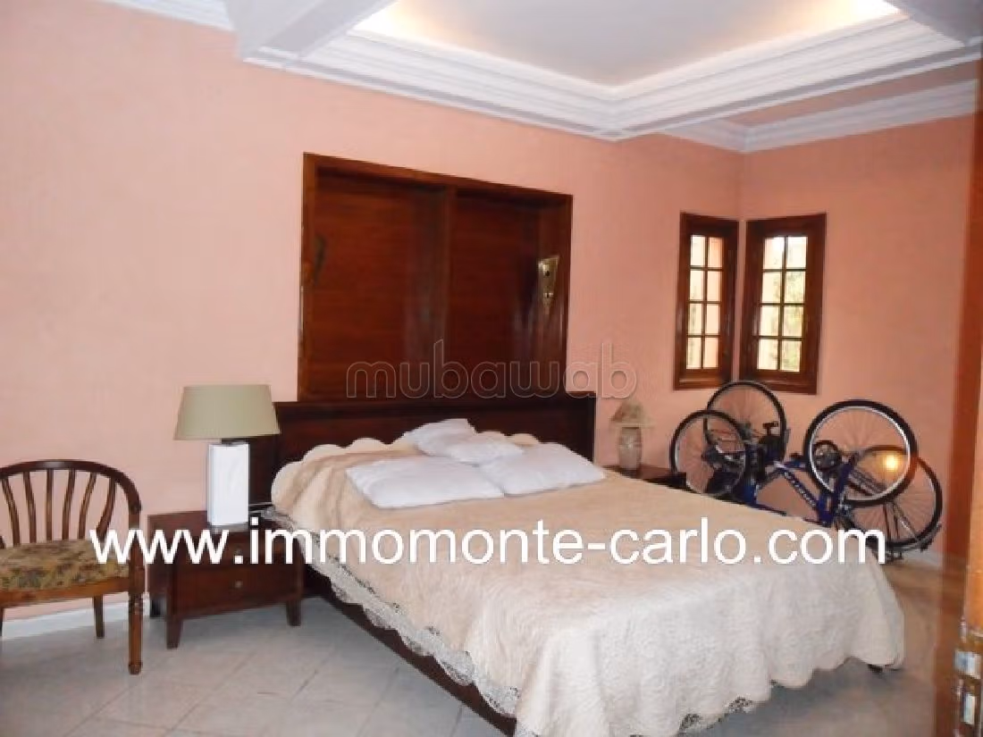 Location une villa meublée avec piscine à Rabat au