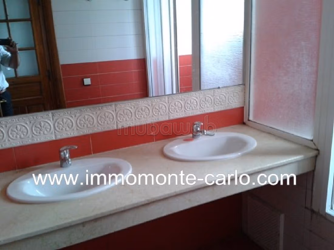 A louer maison villa vide à Rabat OLM/aviation