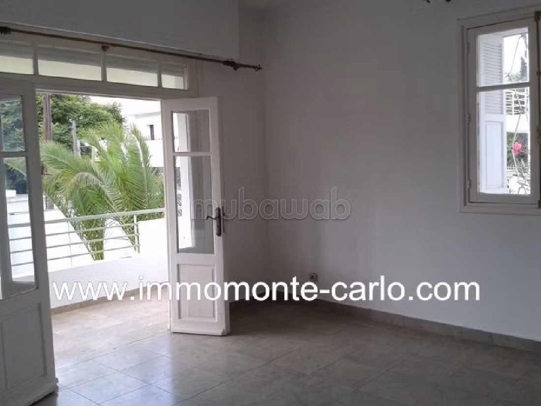 A louer maison villa vide à Rabat OLM/aviation