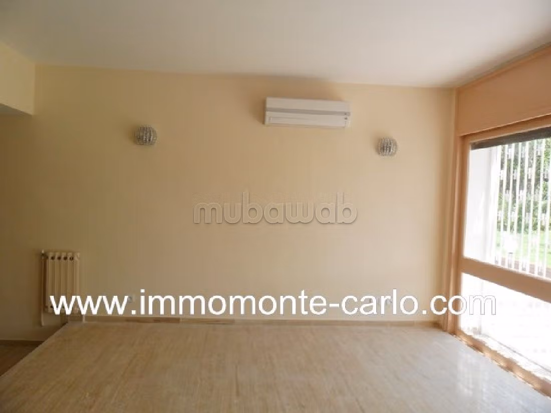 Superbe villa vide à louer à Souissi Rabat