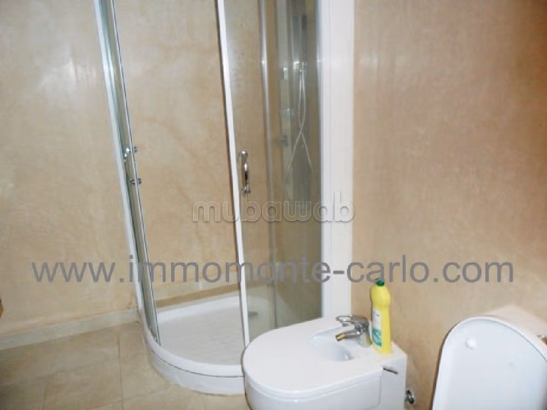 Location villa haut standing à Rabat avec piscine