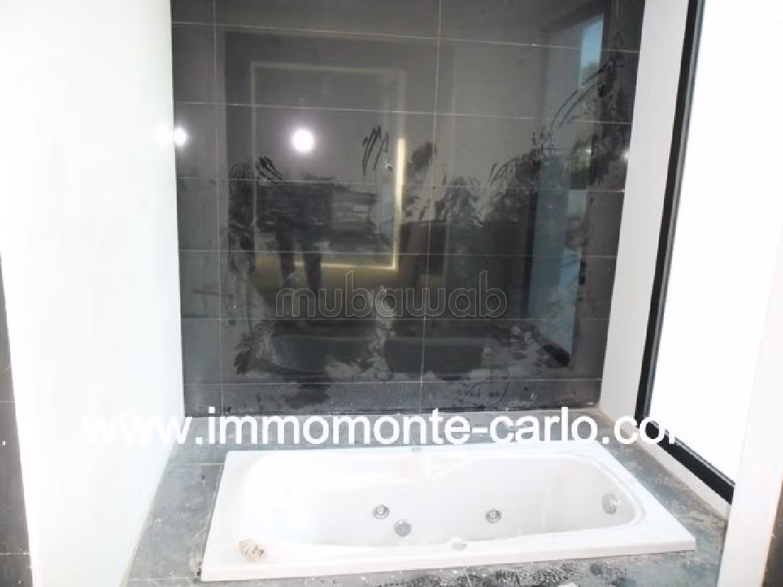 Villa neuve haut standing à louer au quartier Sou