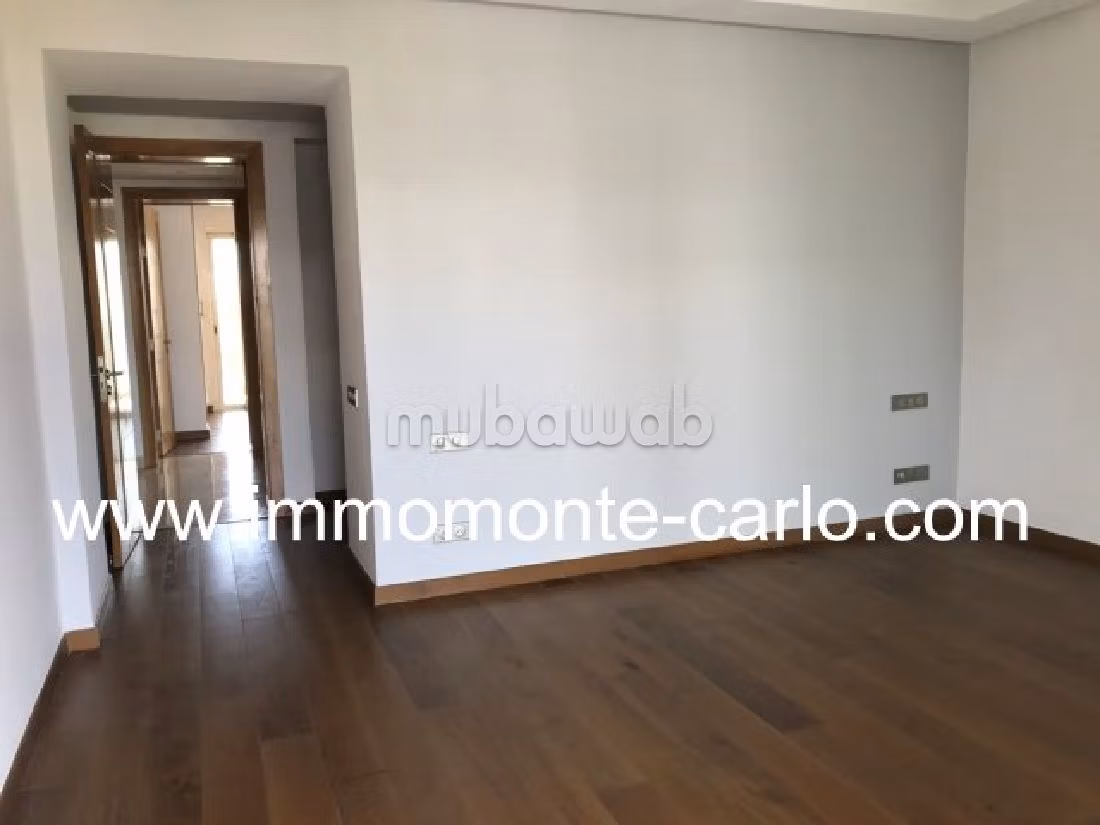 A louer appartement à Souissi Rabat