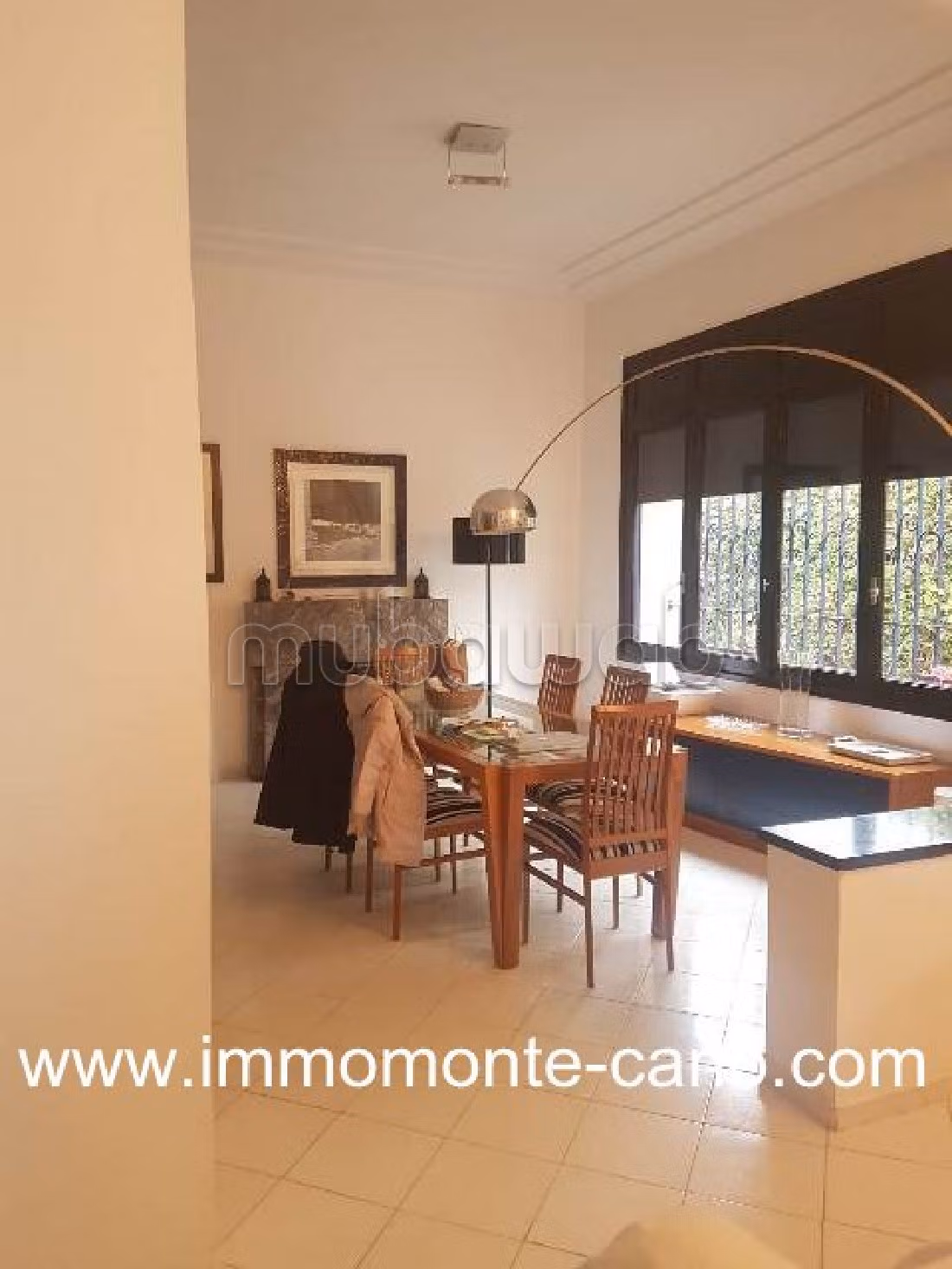 In de verhuur: villa's en luxe woningen in Hassan - Centre Ville. 4 Kamers. Terras en garage. 