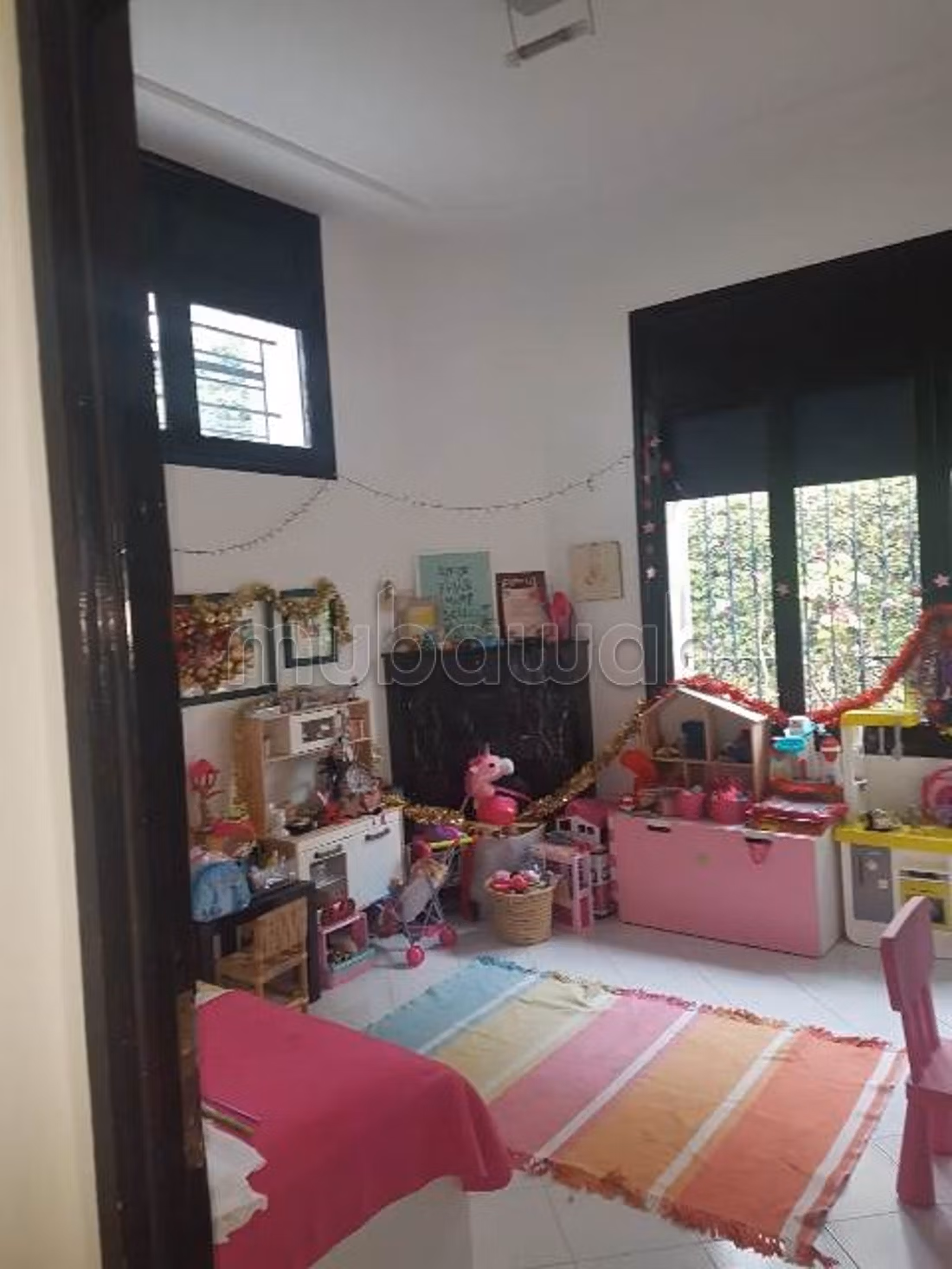 Straordinaria villa in affitto a Hassan - Centre Ville. 5 locali. Sistema di sicurezza e antenna parabolica. 