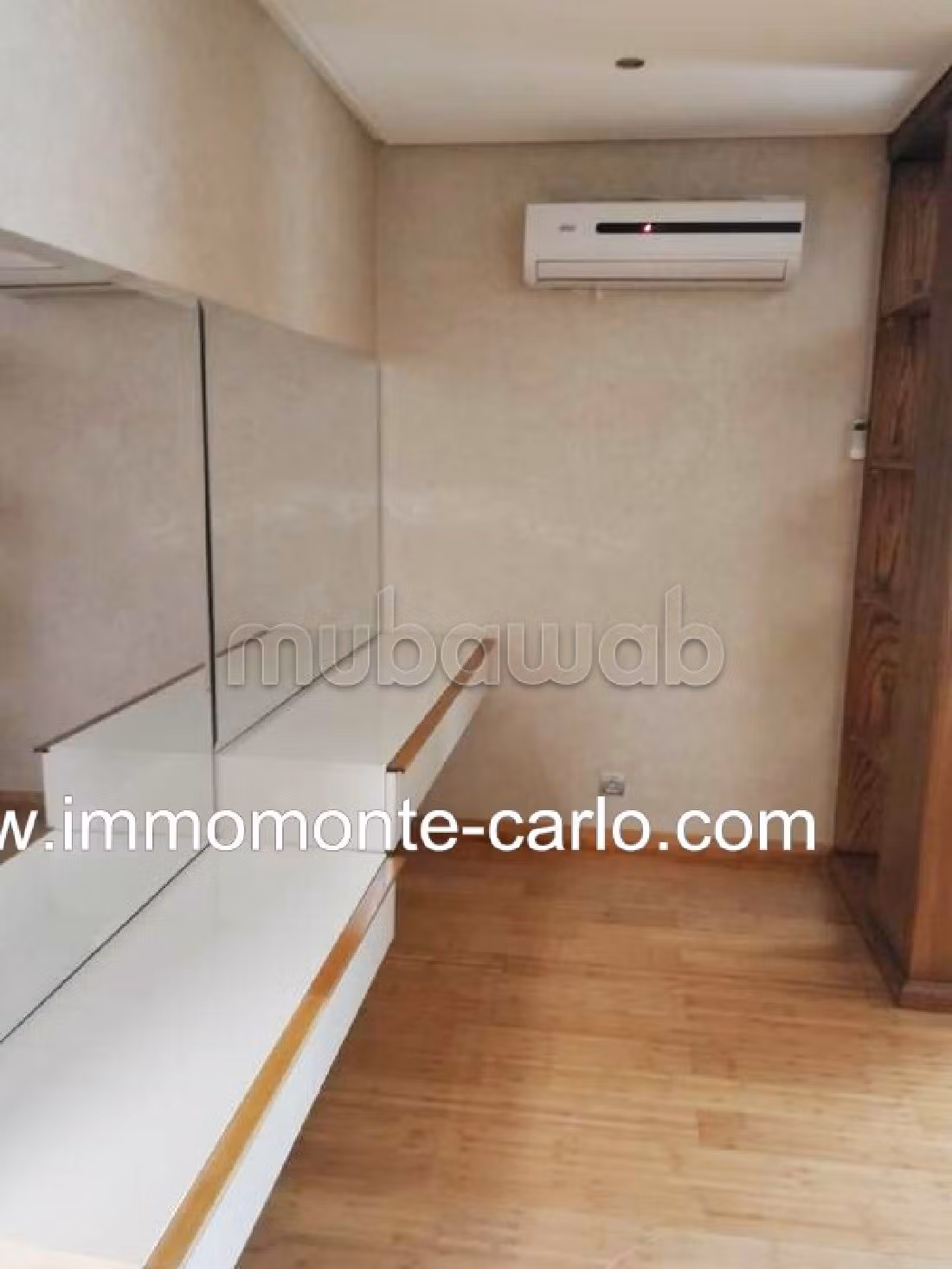 فيلا فاخرة للإيجار بالسويسي. المساحة الإجمالية 590 م². مفروشة. 