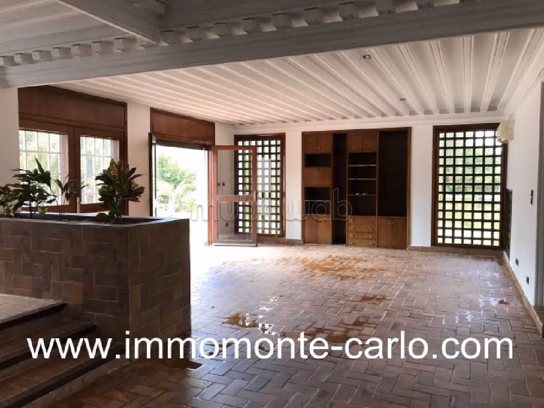 Villa à louer à Rabat Souissi