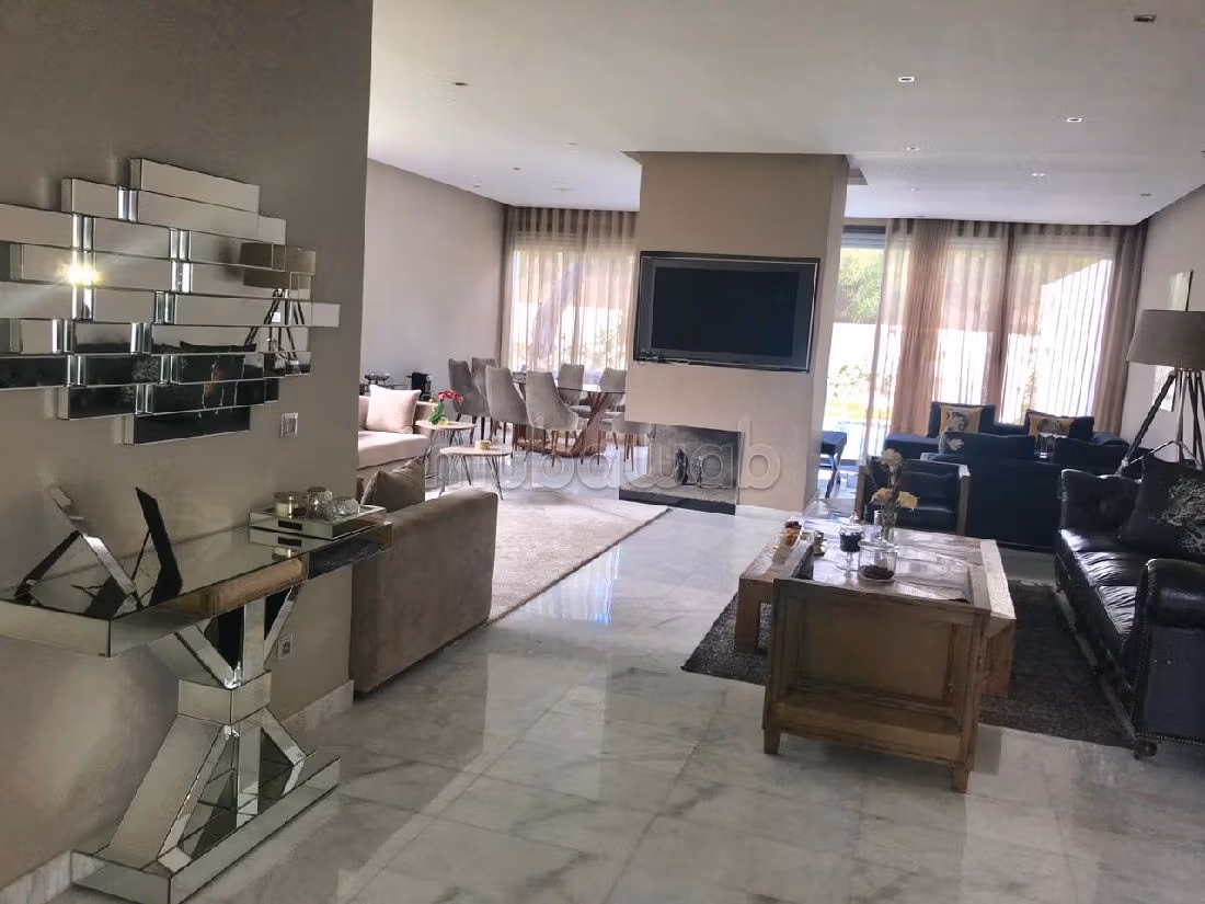 Luxury villa for sale. 3 Small room. Moroccan living room, security. 