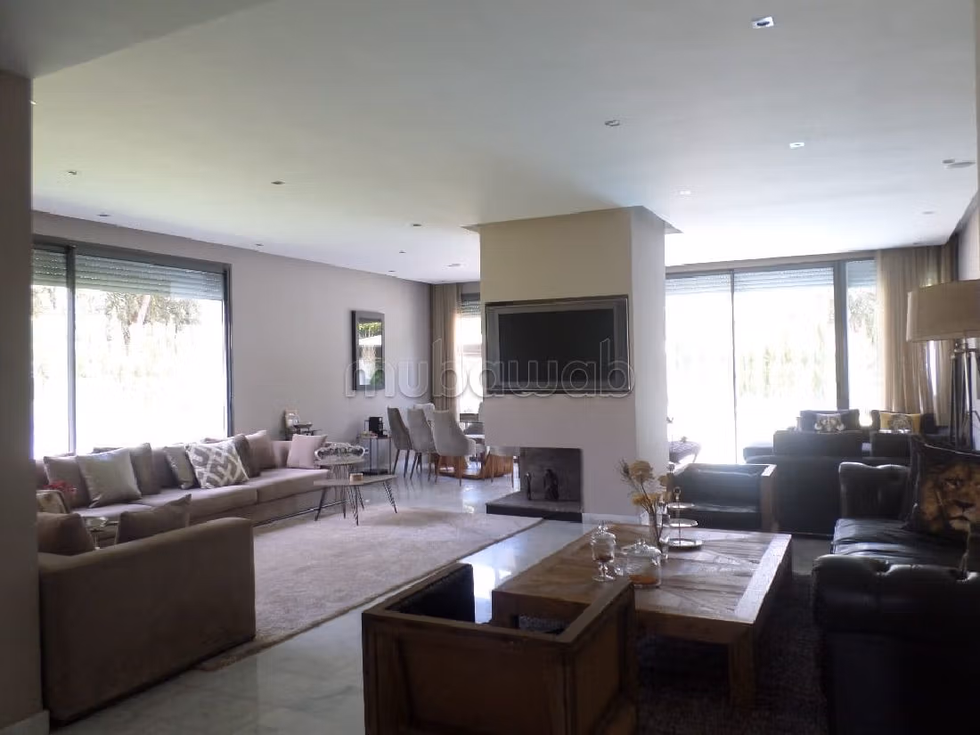 Luxury villa for sale. 3 Small room. Moroccan living room, security. 