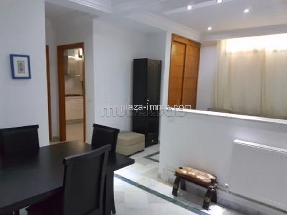 Luxury Villa for sale in Hammamet. 5 Hall. Residence with swimming pool, Air conditioning. 