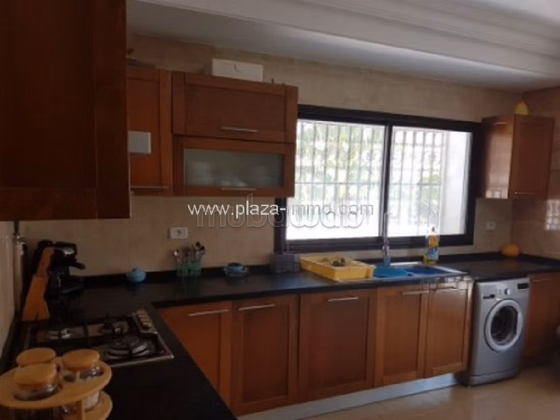 Luxury Villa for sale in Hammamet. 5 Hall. Residence with swimming pool, Air conditioning. 