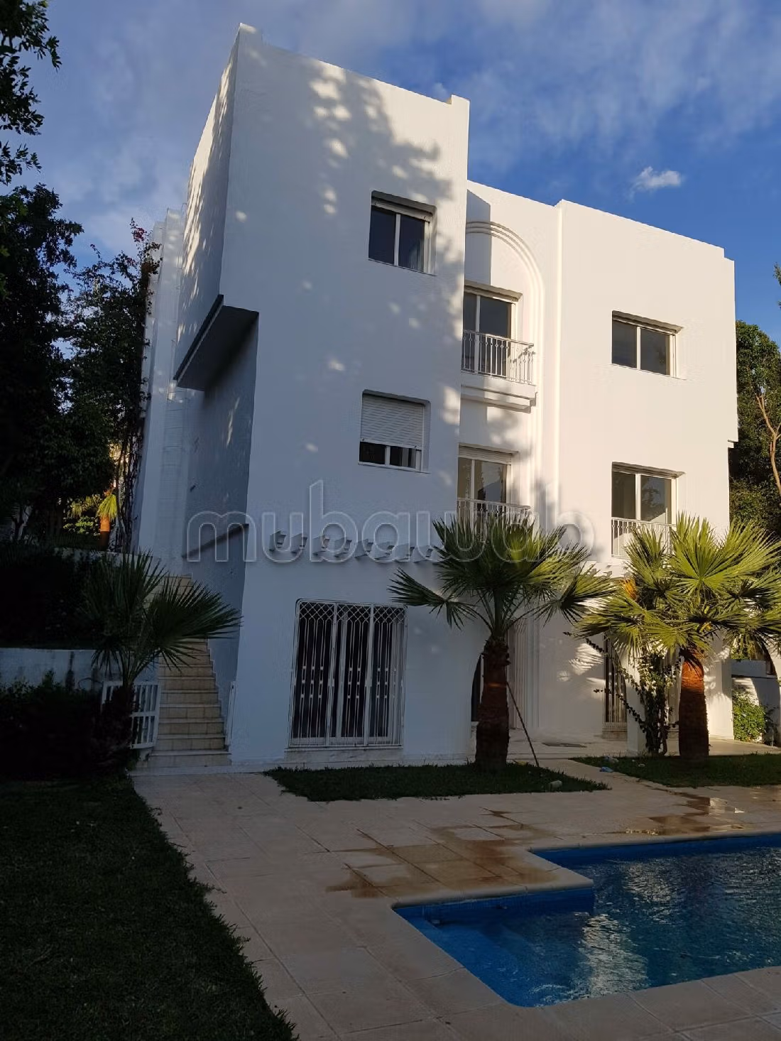 Eccezionale residenza di lusso in vendita a Gammarth Supérieur. 4 belle camere da letto. Giardino e posto auto
