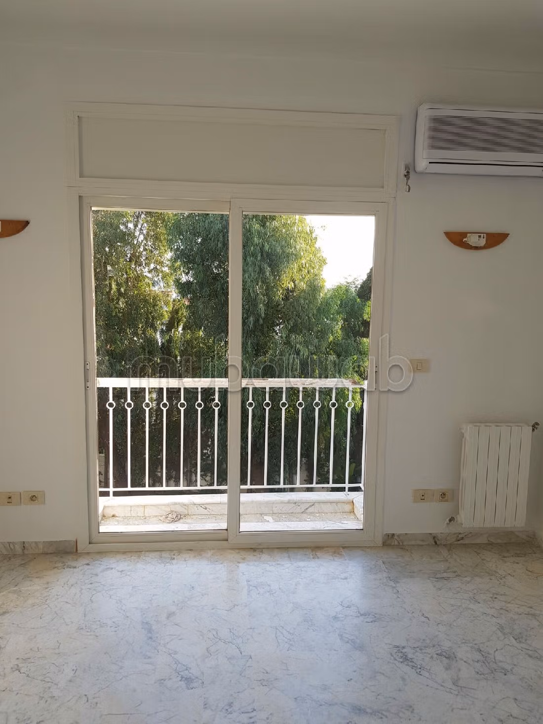 Eccezionale residenza di lusso in vendita a Gammarth Supérieur. 4 belle camere da letto. Giardino e posto auto