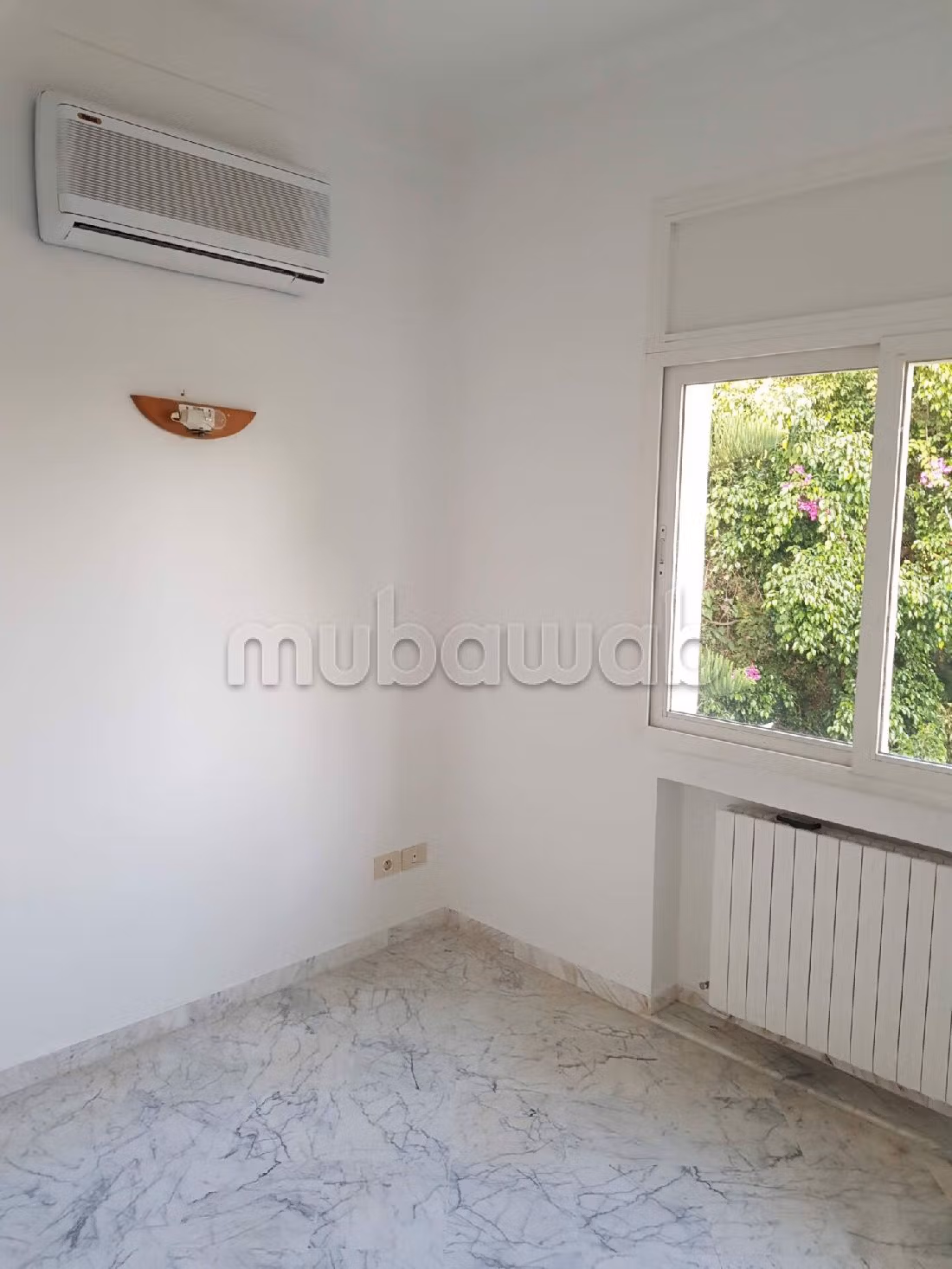 Eccezionale residenza di lusso in vendita a Gammarth Supérieur. 4 belle camere da letto. Giardino e posto auto