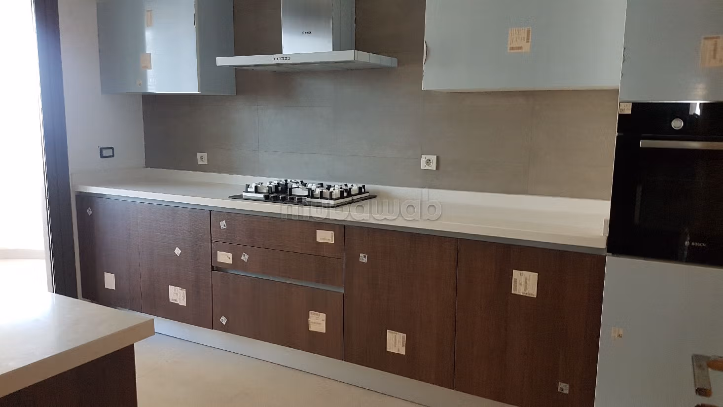 Affitto di uno splendido appartamento a Casablanca Marina. 2 camere da letto. Dotato di giardino e ascensore. 