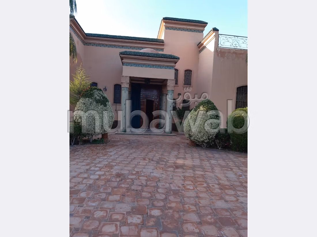 Villa à Vendre 8434 m² à La Palmeraie Marrakech