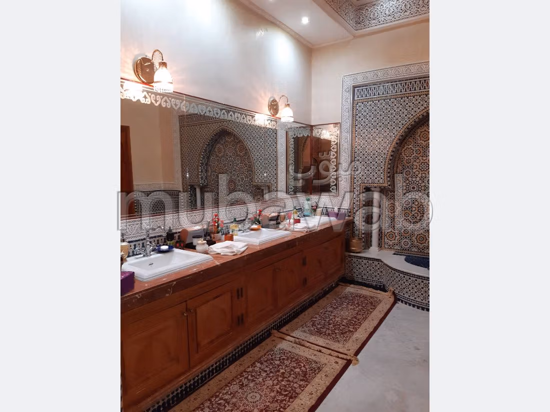 Villa à Vendre 8434 m² à La Palmeraie Marrakech