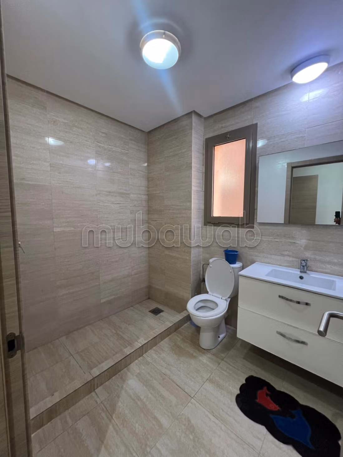 Splendido appartamento in affitto a Bab Ighli. 3 locali spaziosi. arredato. 