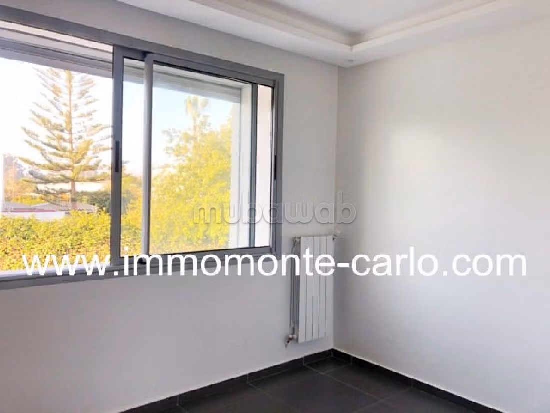 Location villa neuve haut standing à Souissi