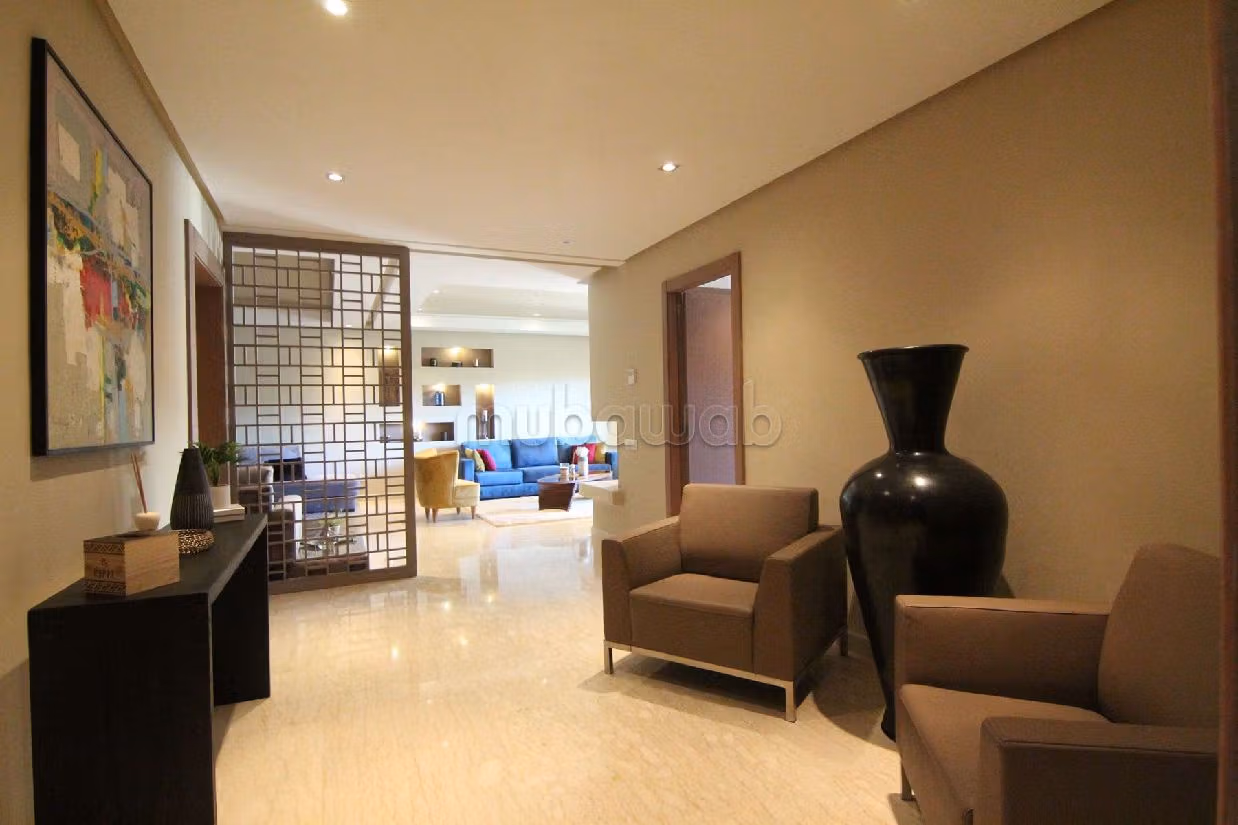 Nu kopen: appartementen. Oppervlakte 196 m². Met zwembad en airconditioning. 