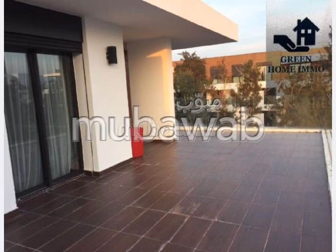 Appartementen huren in Souissi. 4 Slaapkamers. Gemeubileerd.