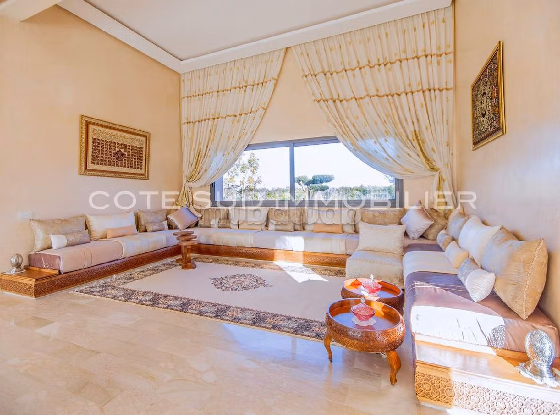 Villa's en luxe woningen beschikbaar in Route d'Agadir - Essaouira. Oppervlakte 50000 m². Airconditioning en zwembad. 