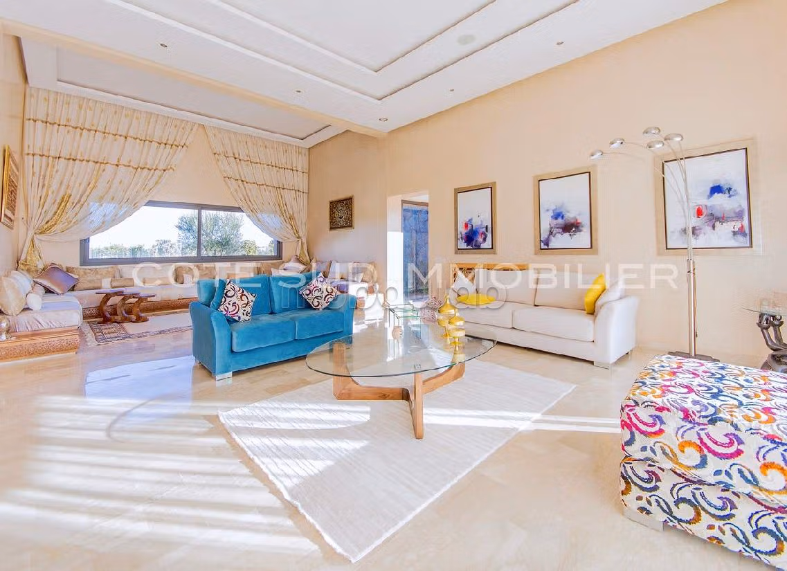 Villa's en luxe woningen beschikbaar in Route d'Agadir - Essaouira. Oppervlakte 50000 m². Airconditioning en zwembad. 