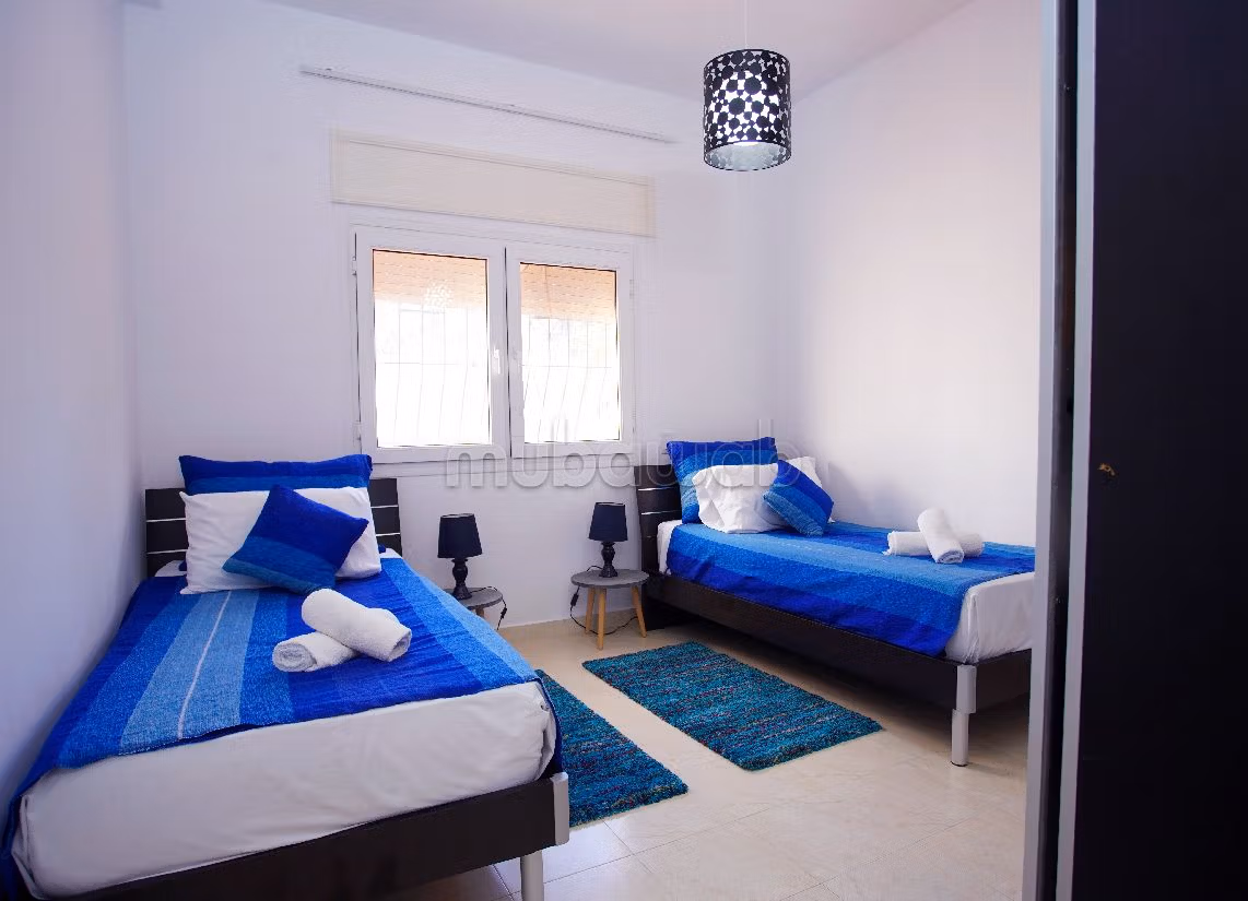 Villa's en luxe woningen beschikbaar in Malabata. 4 Slaapkamers. Uitzicht op zee, verwarming. 