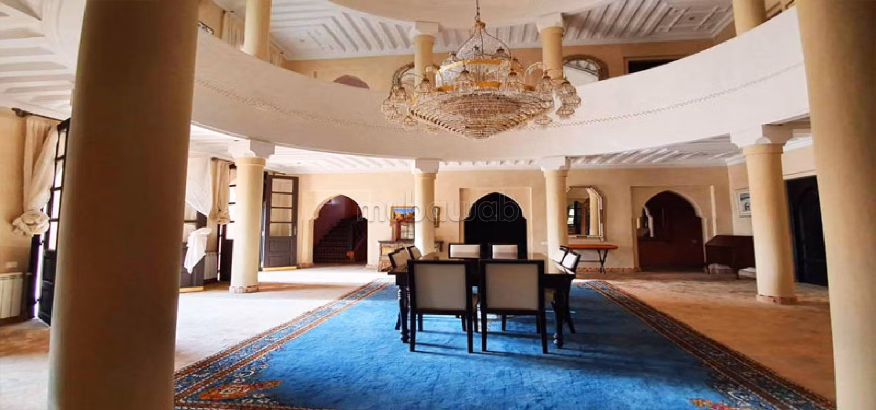 Villa 12 suites avec autorisation d'exploitation