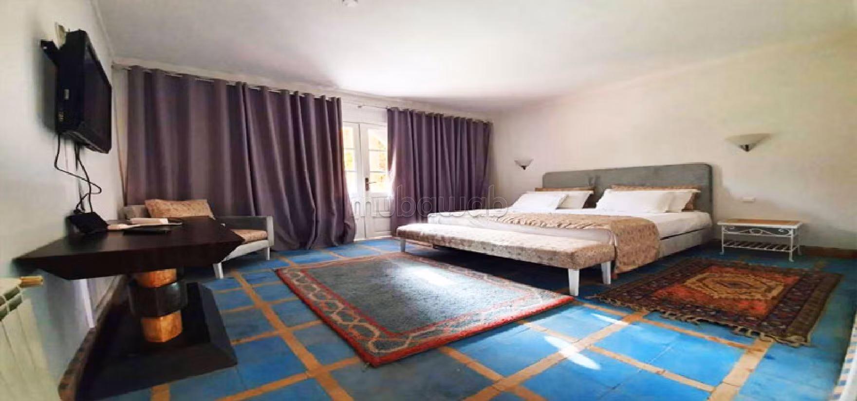 Villa 12 suites avec autorisation d'exploitation