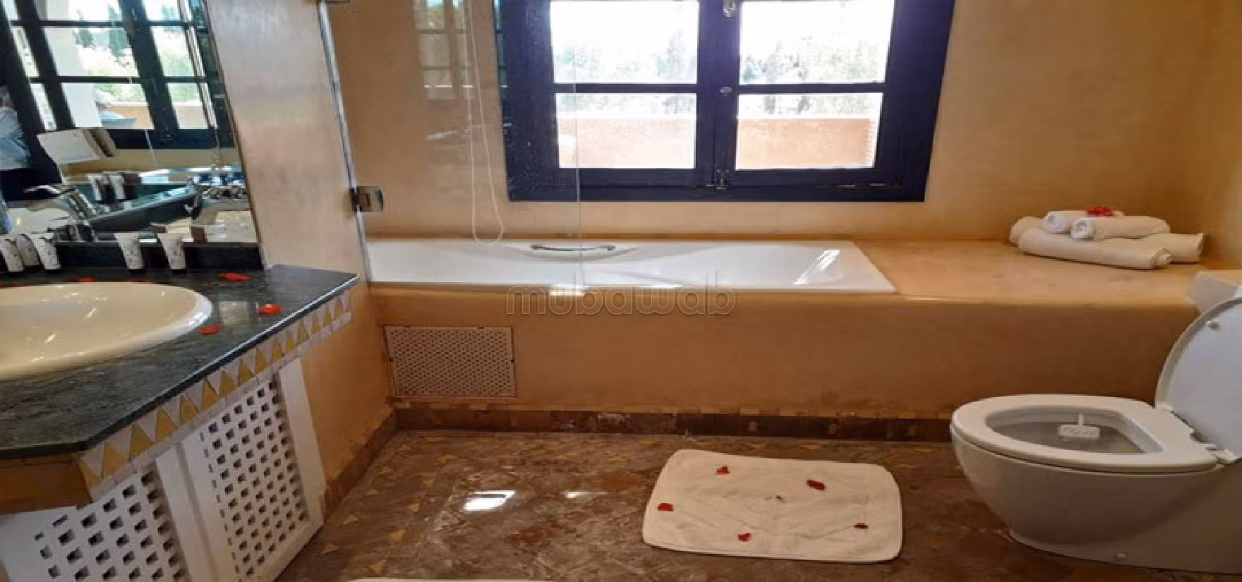 Villa 12 suites avec autorisation d'exploitation