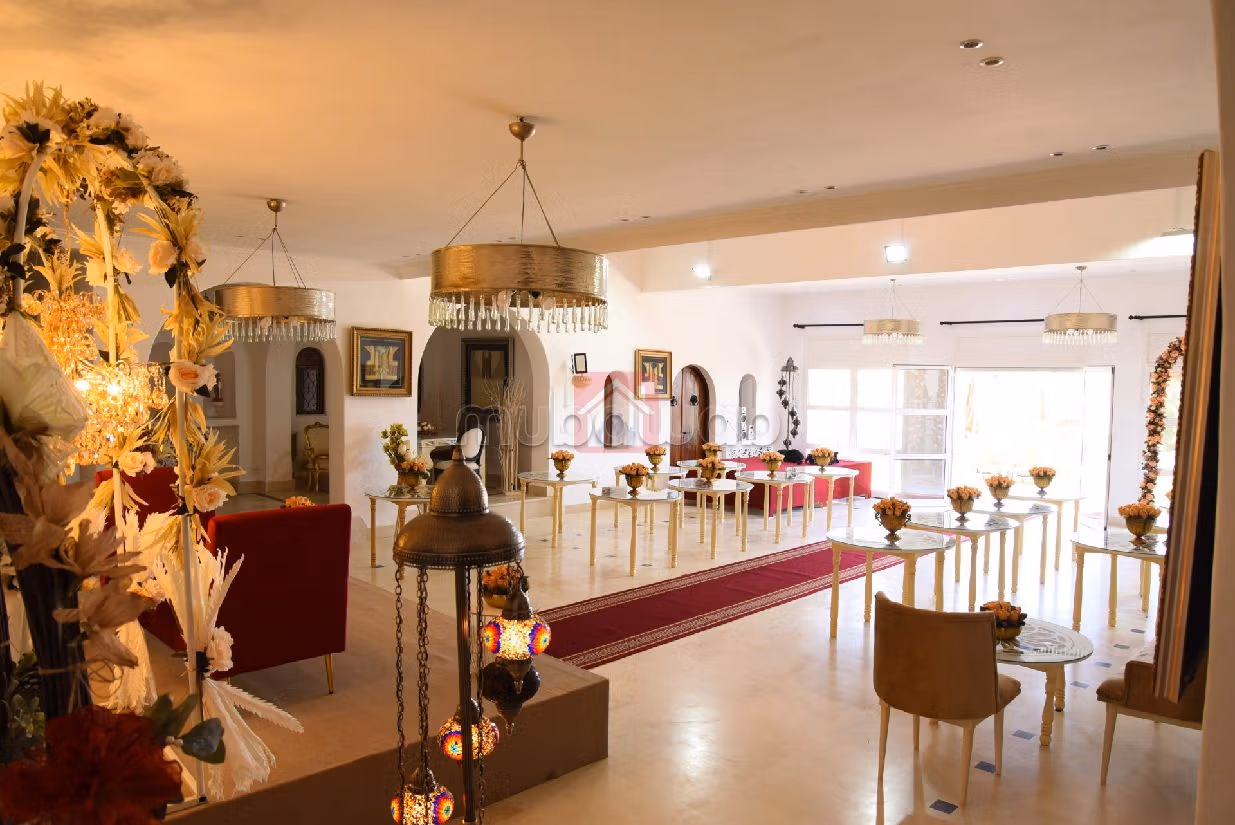 À louer une belle villa de maître à oued Ellil de 15000m²
