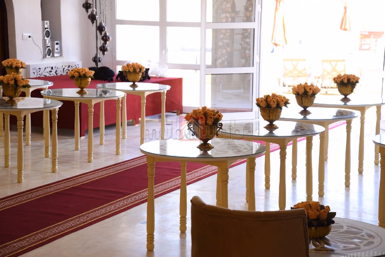À louer une belle villa de maître à oued Ellil de 15000m²