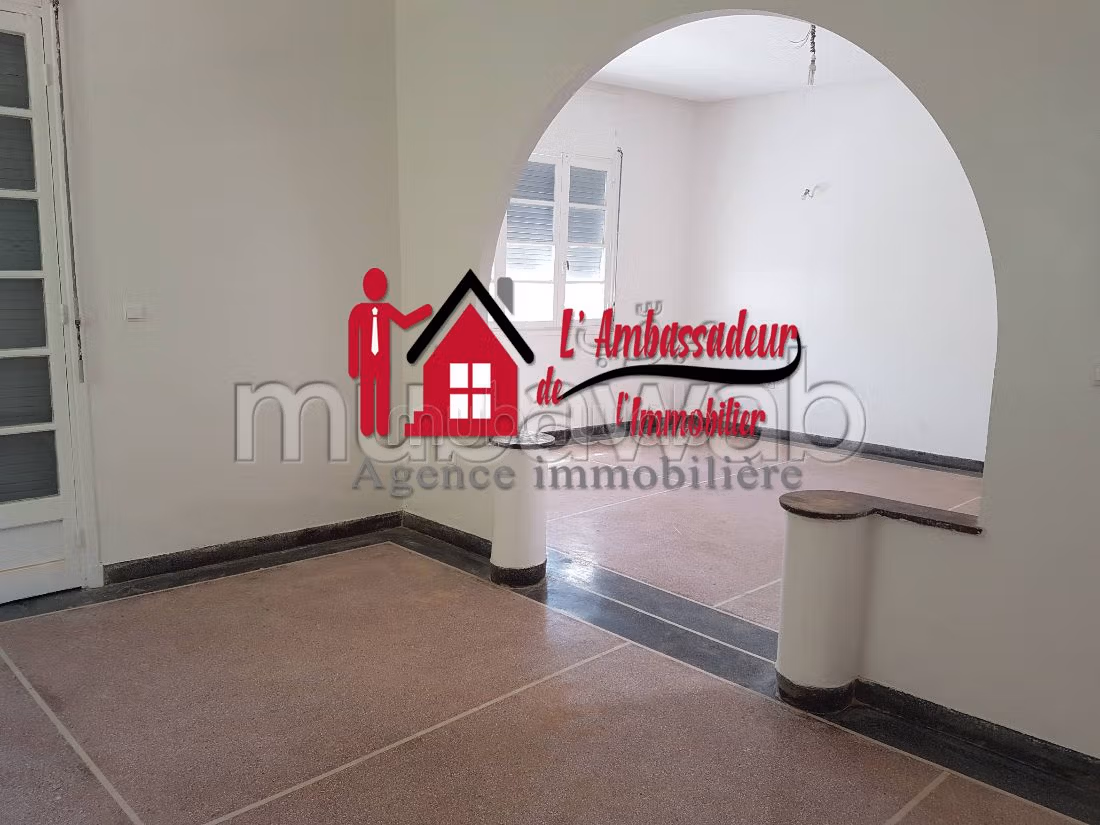 Villa de 540 m2 à EL MANAR